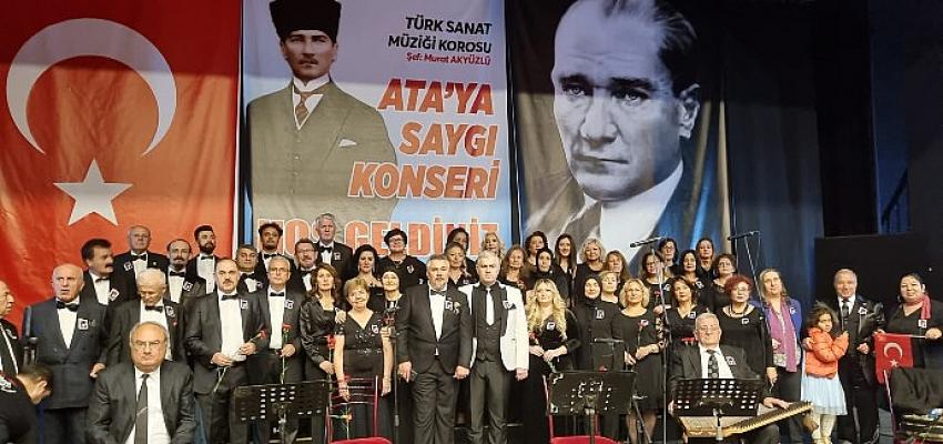 Aydın Büyükşehir Belediyesi, Ata'ya Saygı Konseri Düzenledi