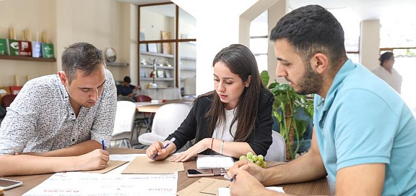 Buca'da personele proje hazırlama eğitimi