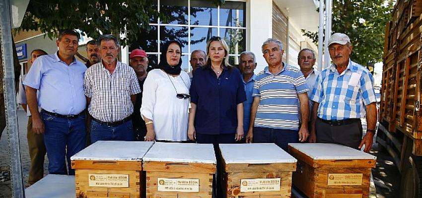 Antalya Büyükşehir'den üreticilere tam destek