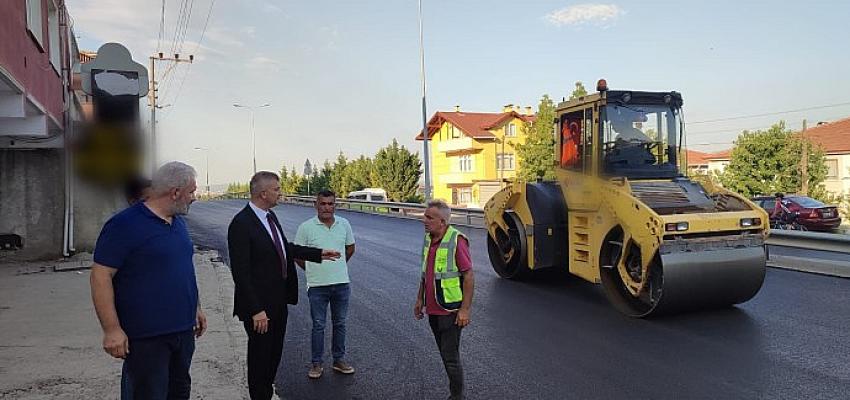 Gölcük'te Asfalt Seferberliği Sürüyor