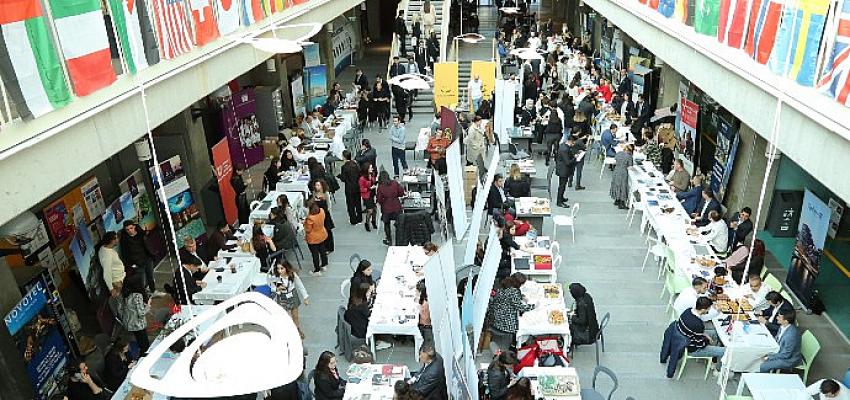 Özyeğin Üniversitesi, Öğrencilerini “Sektörle Buluşma” Etkinlikleri ile Türkiye’nin Öncü Otelcilik ve Yiyecek-İçecek Şirketleriyle Buluşturarak Geleceğe Hazırlıyor.