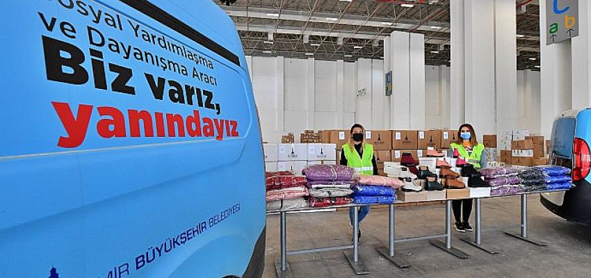 İzmir Büyükşehir Belediyesi’nden 25 bin öğrenciye destek