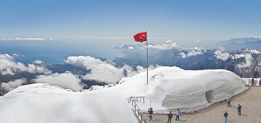 Kemer’e Bayramda Talep Yüksek