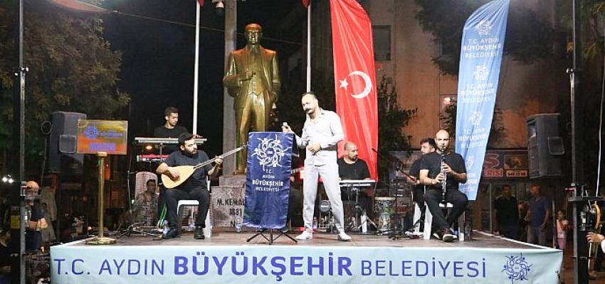 Aydın Büyükşehir Belediyesi’nin Yaz Konserleri Tüm Coşkusuyla Sürüyor