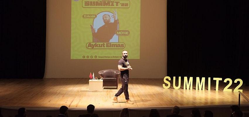 EÜ'de Sosyal Medya ve İletişim Zirvesi başladı