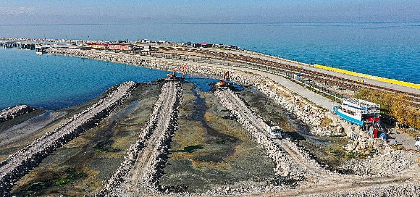 Van Gölü Büyükşehir Belediyesi İle Yeniden Hayat Buluyor