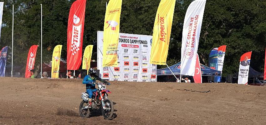 Gönen'de motokros şampiyonası coşkusu