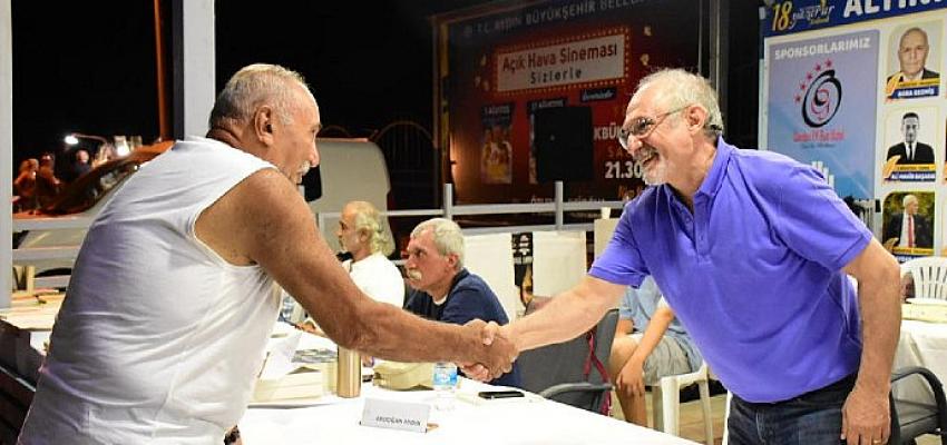 Didim Belediyesi tarafından düzenlenen 18. Altınkum Yazarlar Festivali'nde usta yazarlar kitapseverler ile buluşmaya devam ediyor