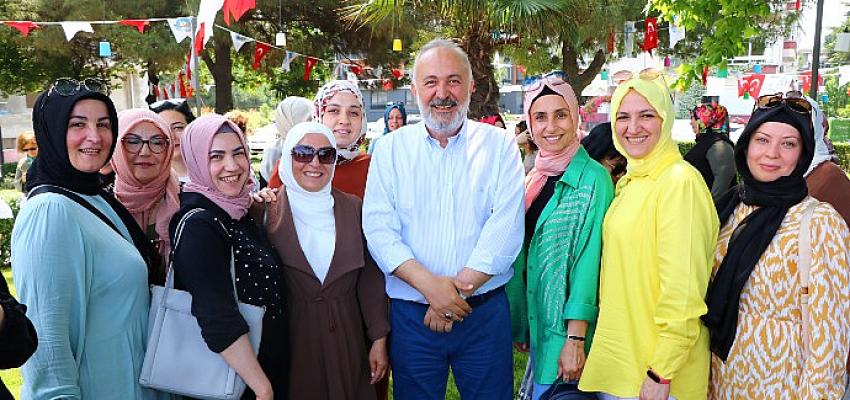 Başkan Silpagar Zumba ve Pilates Kursiyerleriyle Buluştu
