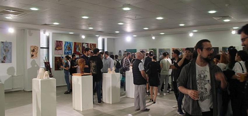 EÜGüzel Sanatlar Eğitimi Bölümünün “Yıl Sonu” sergisi açıldı
