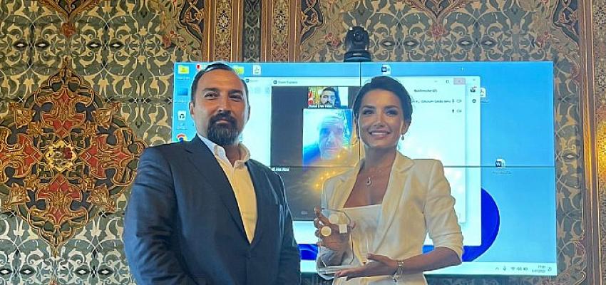 İstanbul Üniversitesi’ndeki eğitim programından 51 Blockchain uzmanı mezun oldu