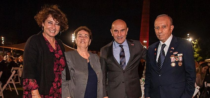 Bu vatanı ve cumhuriyetimizi ilelebet yaşatacağız