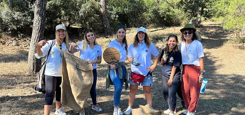 Büyükada çevresinde farkındalık yaratmak için çevre temizliği yapıldı