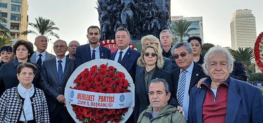 Memleket Partisi İzmir İl Başkanı Cüneyt Oğuz Atatürk'ü Andı