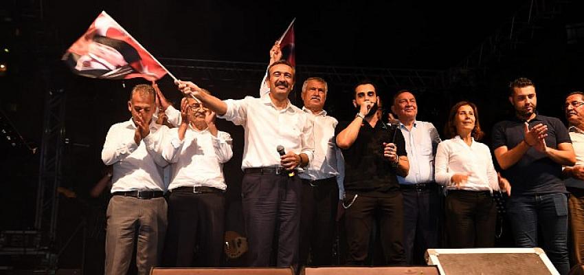 30 Ağustos Coşkusu Çukurova'da Yaşandı