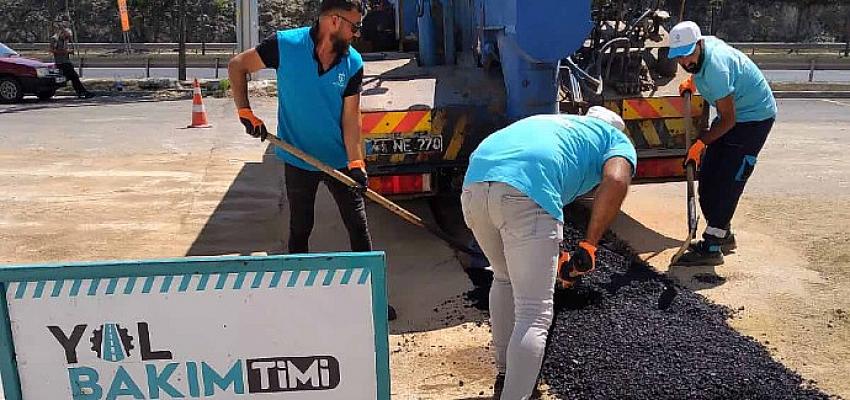 Yol Bakım Timi kentin yollarını nakış gibi işliyor