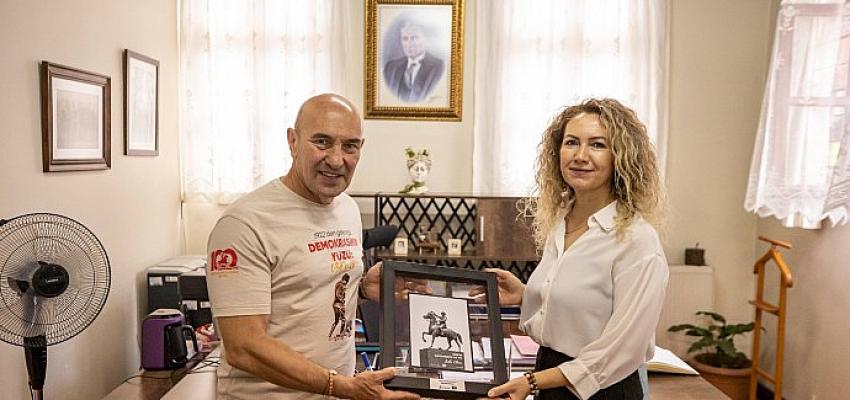 Başkan Soyer: Herkes aynı duyguyla yürüyor