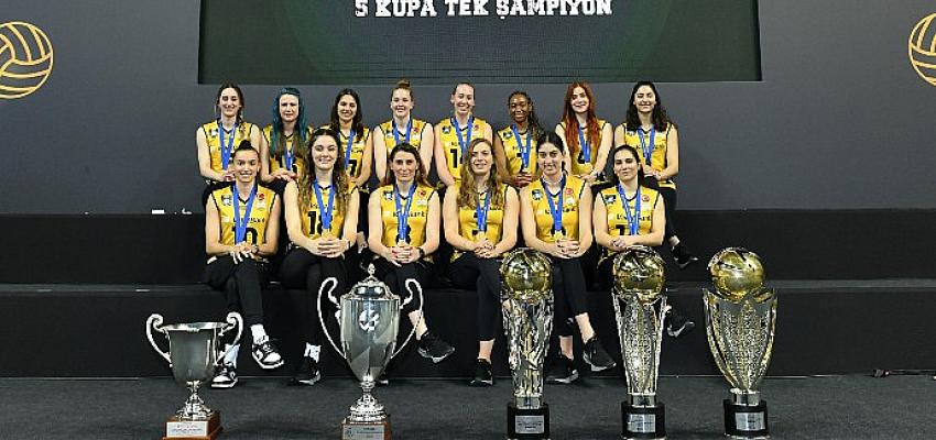 VakıfBank’tan Mükemmel Sezon – 5’te 5